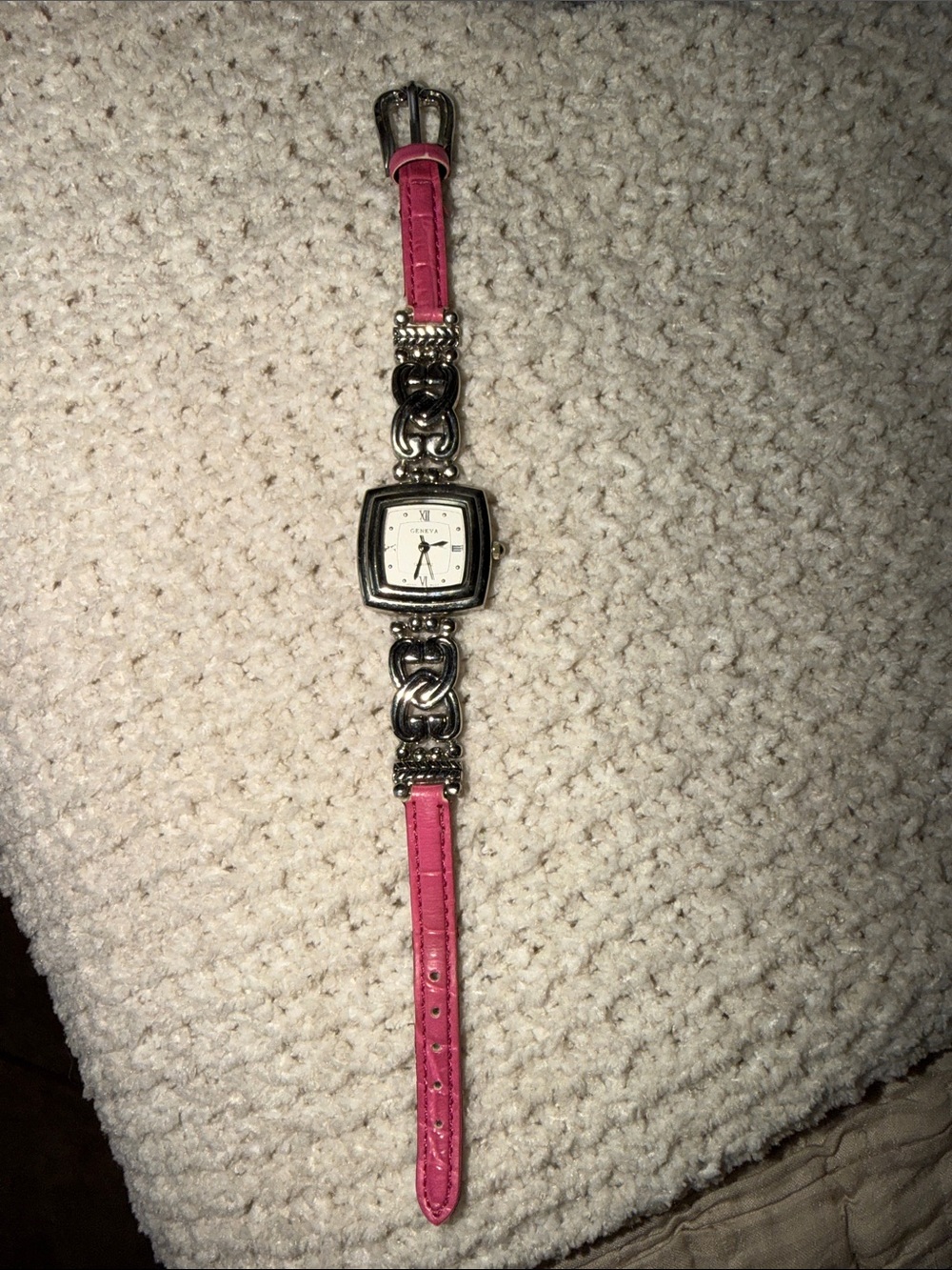 Women'sGeneva Pink Leather Strap Fashion Watch with Silver Accents